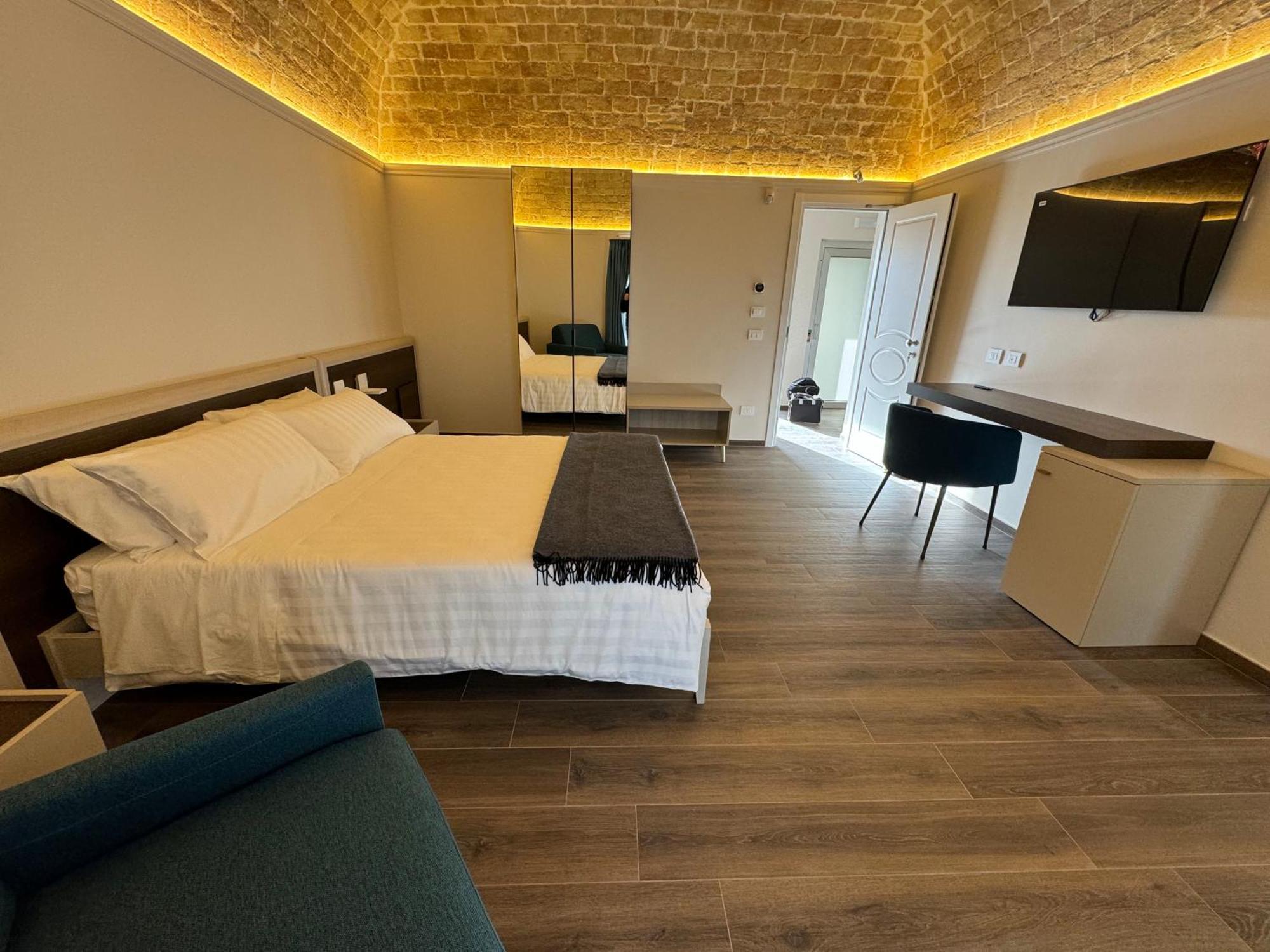 B&B Palazzo Croghan Torre Maggiore Zewnętrze zdjęcie