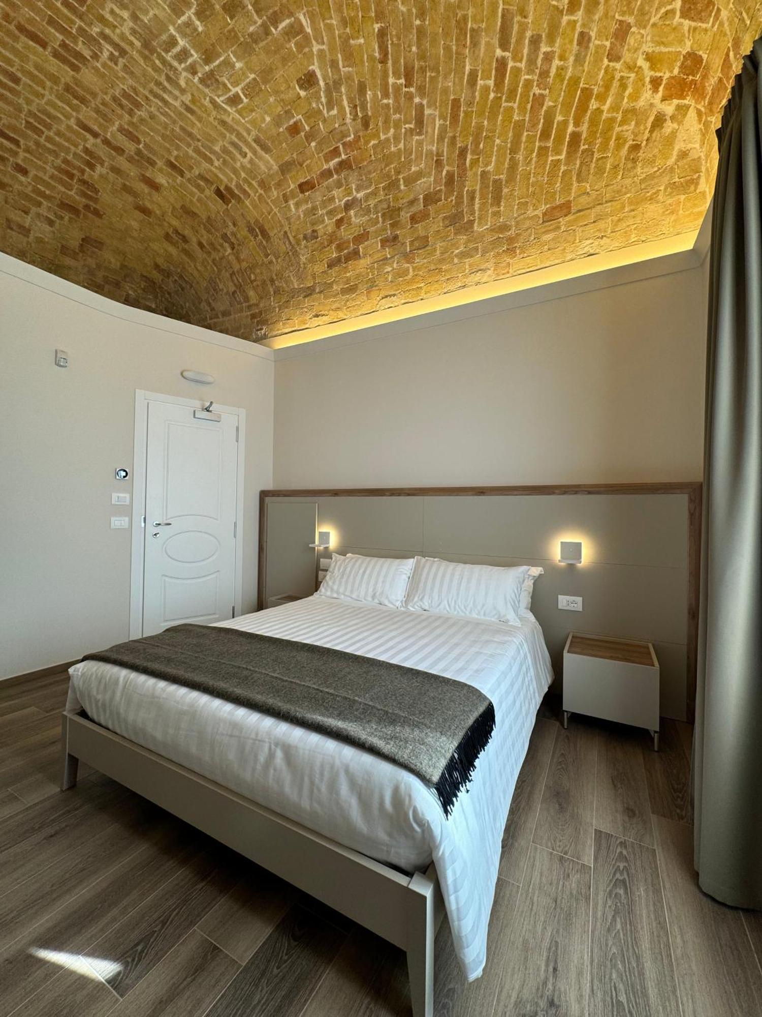 B&B Palazzo Croghan Torre Maggiore Zewnętrze zdjęcie